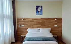 Apartahotel Golden Alcalá